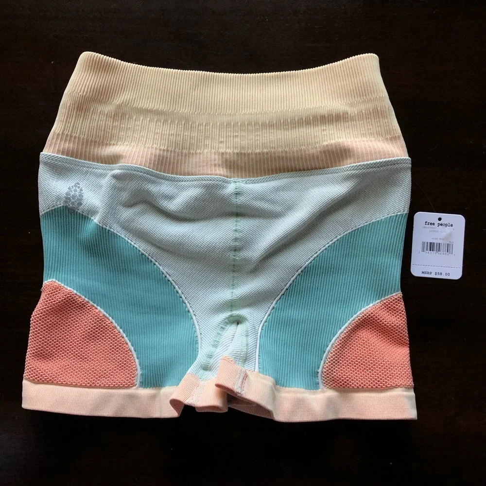 Free People Movement Point Break Shorts 🌅 - Picture 4 of 9